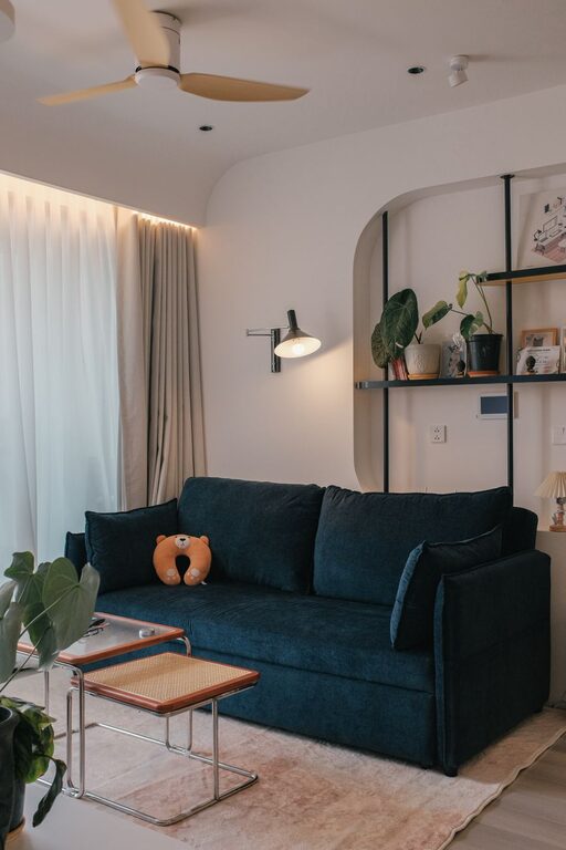 Tips for Creating a Cozy and Inviting Living Room Space at Home